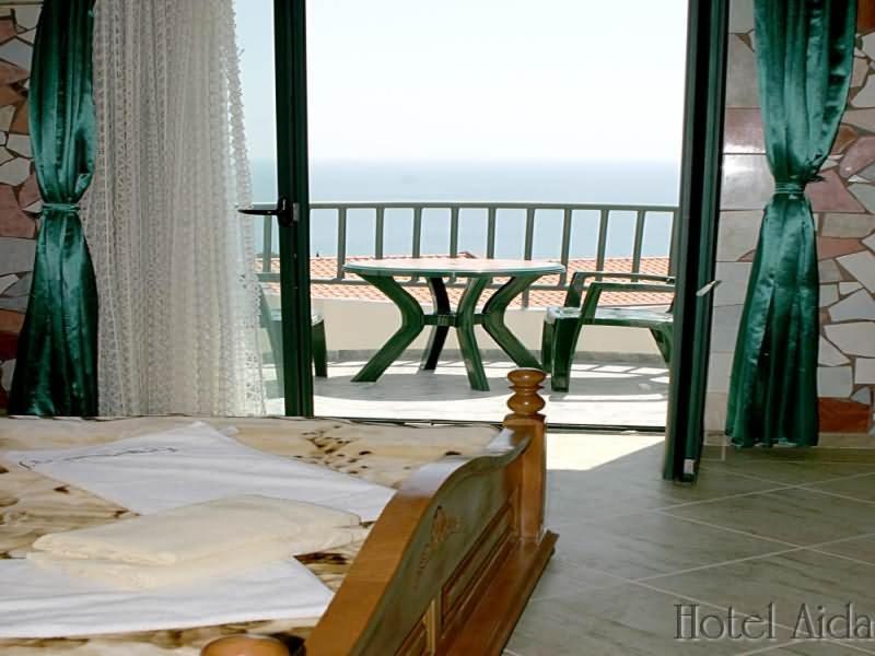 Apartmani Aida Ulcinj Exterior foto